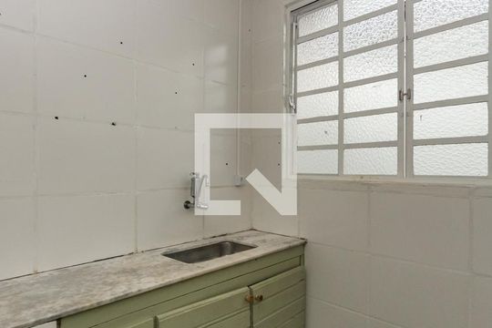 Cozinha de casa para alugar com 2 quartos, 100m² em Padre Eustáquio, Belo Horizonte