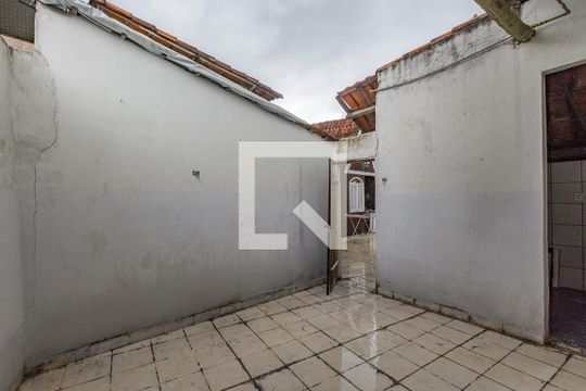 Área Privativa  de casa para alugar com 2 quartos, 100m² em Padre Eustáquio, Belo Horizonte