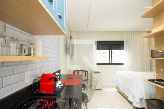Kitnet/Studio à venda com 1 quarto, 25m² em Vila Olímpia, São Paulo