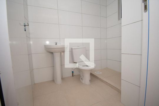 banheiro de apartamento à venda com 2 quartos, 54m² em Feitoria, São Leopoldo
