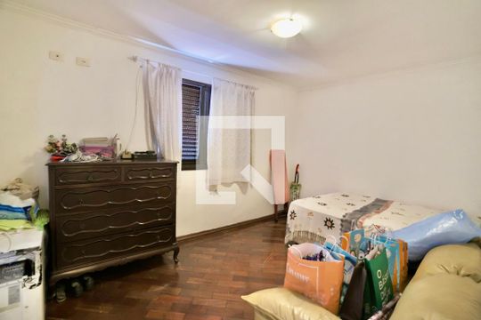 Quarto 1 de casa à venda com 6 quartos, 300m² em Vila Prudente, São Paulo