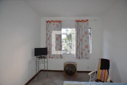 Quarto 1 de apartamento para alugar com 2 quartos, 87m² em Madureira, Rio de Janeiro