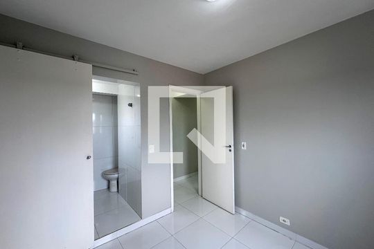 Suíte de apartamento à venda com 2 quartos, 52m² em Vila Alexandria, São Paulo