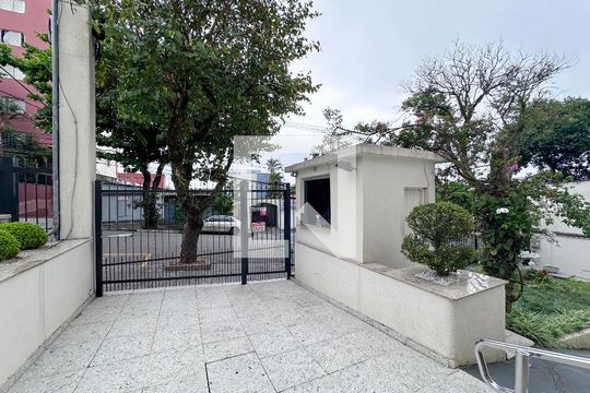 Entrada de apartamento à venda com 2 quartos, 52m² em Vila Alexandria, São Paulo