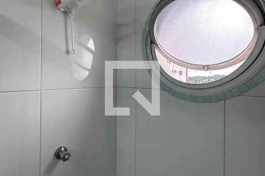 Detalhe Banheiro Social de apartamento à venda com 2 quartos, 52m² em Vila Alexandria, São Paulo