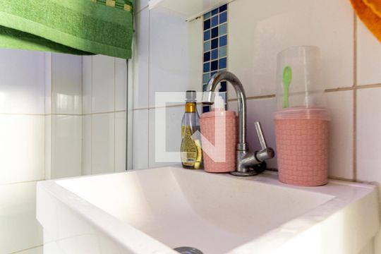 Banheiro - torneira de kitnet/studio à venda com 1 quarto, 38m² em Vila Buarque, São Paulo