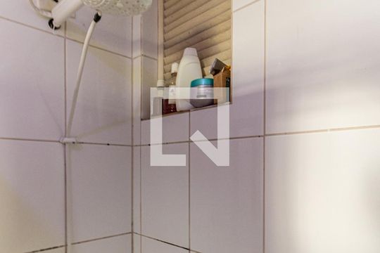 Banheiro de kitnet/studio à venda com 1 quarto, 38m² em Vila Buarque, São Paulo