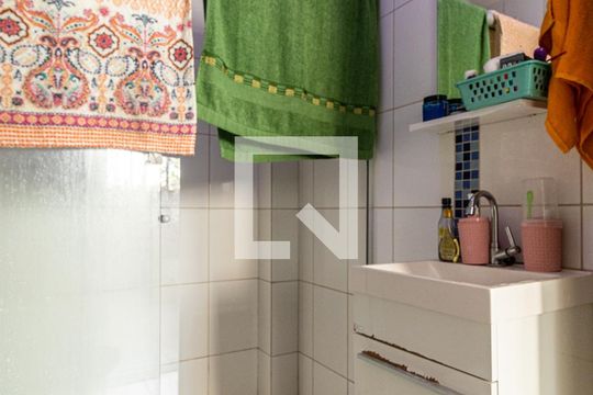 Banheiro de kitnet/studio à venda com 1 quarto, 38m² em Vila Buarque, São Paulo