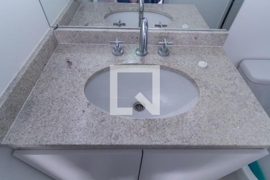Banheiro da Suíte de apartamento para alugar com 1 quarto, 28m² em Jardim Independência (são Paulo), São Paulo