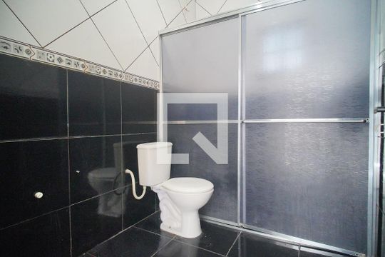 Banheiro de casa para alugar com 3 quartos, 120m² em Rondônia, Novo Hamburgo