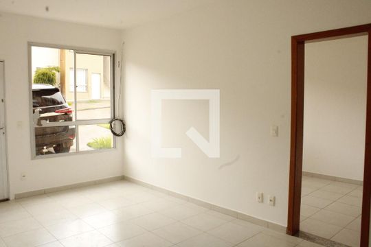 Sala de apartamento à venda com 2 quartos, 71m² em Chácara Contagem, Contagem