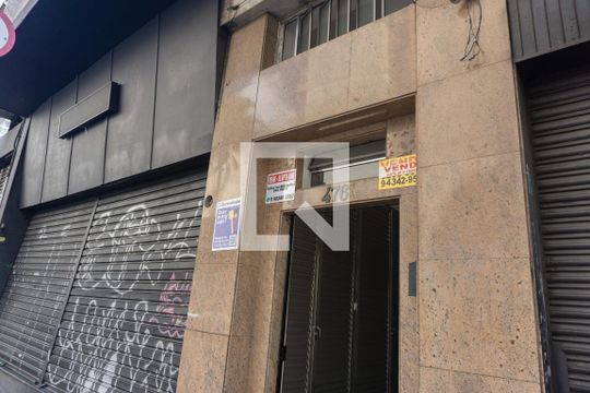 plaquinha de apartamento para alugar com 2 quartos, 100m² em Consolação, São Paulo
