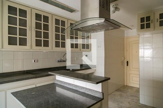 Cozinha de apartamento à venda com 3 quartos, 89m² em Vila Clementino, São Paulo