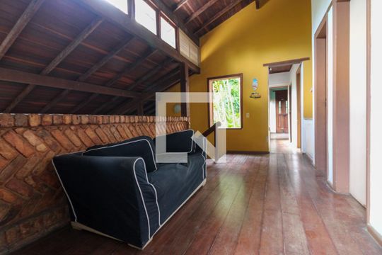 Hall Íntimo - Acesso Dormitórios de casa à venda com 3 quartos, 183m² em Recreio dos Bandeirantes , Rio de Janeiro