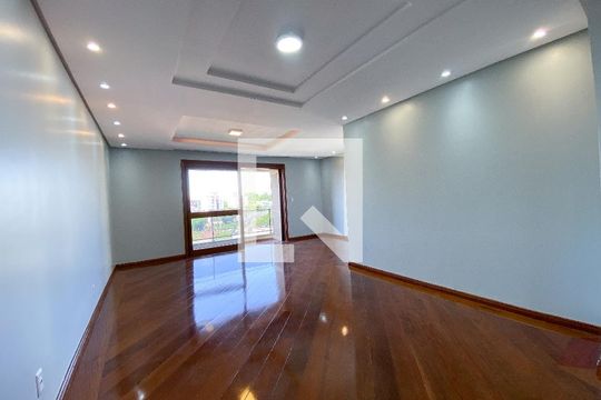 Apartamento para alugar com 4 quartos, 126m² em Marechal Rondon, Canoas