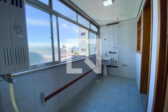 Área de Serviço de apartamento para alugar com 4 quartos, 126m² em Marechal Rondon, Canoas