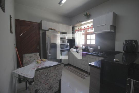 Cozinha de casa para alugar com 2 quartos, 45m² em Nossa Senhora das Gracas, Canoas