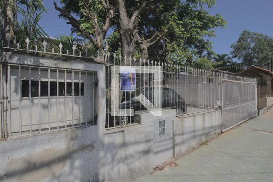 Placa de casa para alugar com 2 quartos, 45m² em Nossa Senhora das Gracas, Canoas