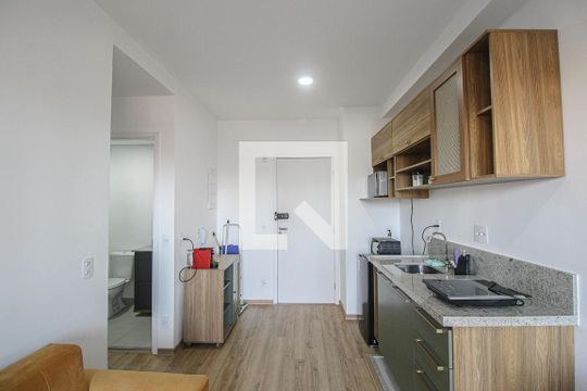 Cozinha de apartamento à venda com 1 quarto, 32m² em Ipiranga, São Paulo