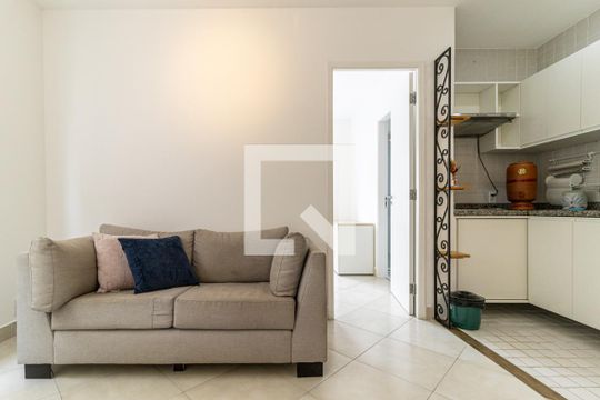 Sala - Sofá de kitnet/studio para alugar com 1 quarto, 32m² em Vila Buarque, São Paulo