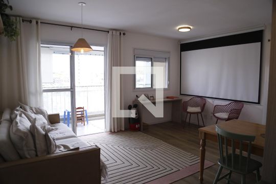 Apartamento para alugar com 2 quartos, 75m² em Piqueri, São Paulo