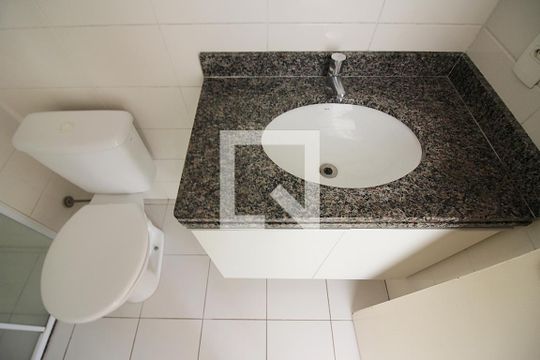 Banheiro Social de apartamento para alugar com 2 quartos, 54m² em Nova Petrópolis, São Bernardo do Campo