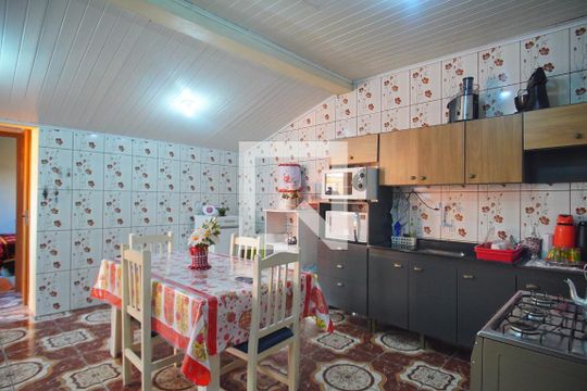 Cozinha 1 de casa à venda com 3 quartos, 300m² em Santa Teresa, São Leopoldo