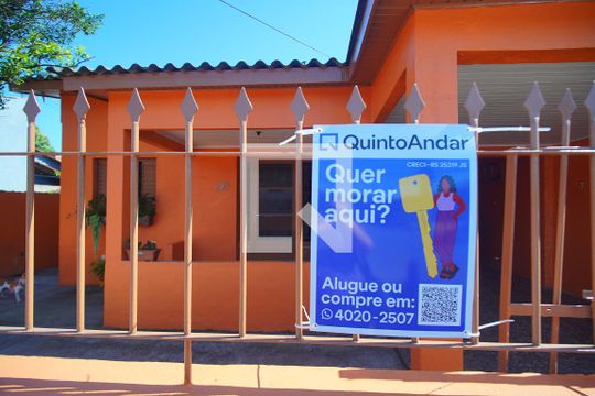 Fachada de casa à venda com 3 quartos, 300m² em Santa Teresa, São Leopoldo