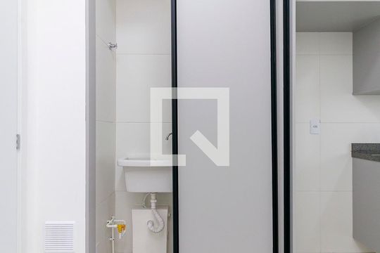 Área de Serviço de apartamento à venda com 2 quartos, 38m² em Veleiros, São Paulo