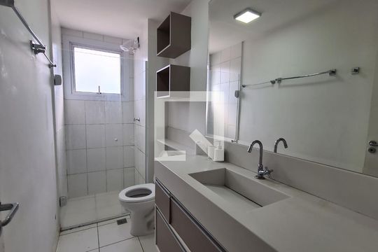 Banheiro de apartamento à venda com 2 quartos, 65m² em Bosque dos Jacarandás, Jundiaí