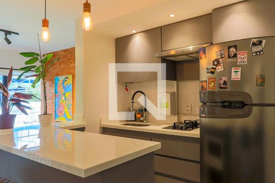 Cozinha de apartamento à venda com 1 quarto, 50m² em Cidade Monções, São Paulo