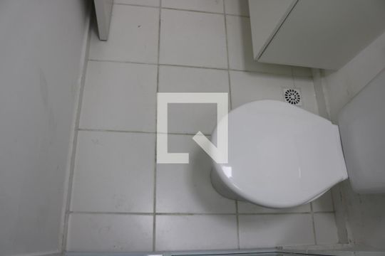 Banheiro  de apartamento à venda com 1 quarto, 31m² em Água Branca, São Paulo