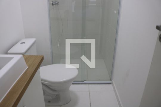 Banheiro  de apartamento à venda com 1 quarto, 31m² em Água Branca, São Paulo