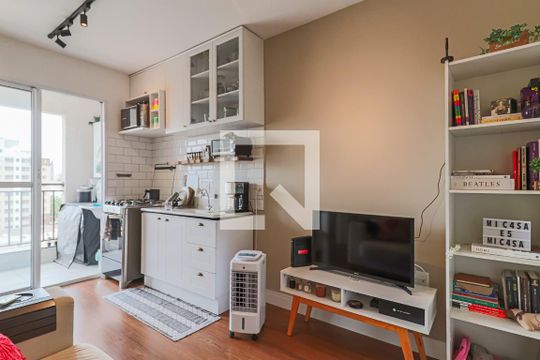 Sala de apartamento à venda com 2 quartos, 37m² em Vila Moinho Velho, São Paulo