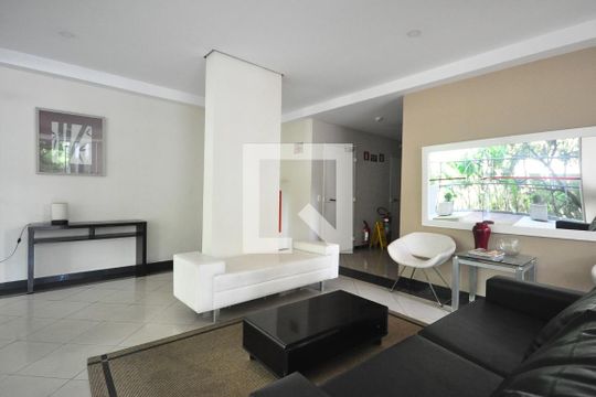 Hall Social de apartamento à venda com 3 quartos, 61m² em Vila Andrade, São Paulo