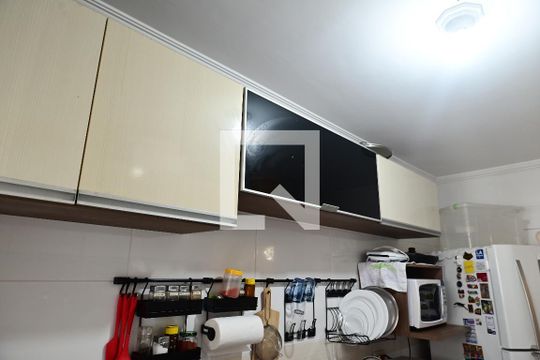 Cozinha de apartamento para alugar com 2 quartos, 73m² em Tupi, Praia Grande