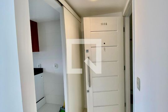 Sala de apartamento para alugar com 2 quartos, 70m² em Sampaio, Rio de Janeiro