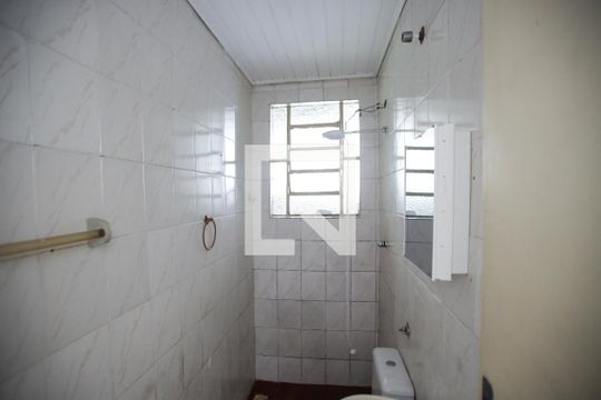 Banheiro de casa para alugar com 1 quarto, 50m² em Tanque, Rio de Janeiro
