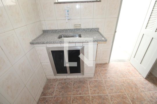 Cozinha de casa para alugar com 2 quartos, 70m² em Oswaldo Cruz, Rio de Janeiro
