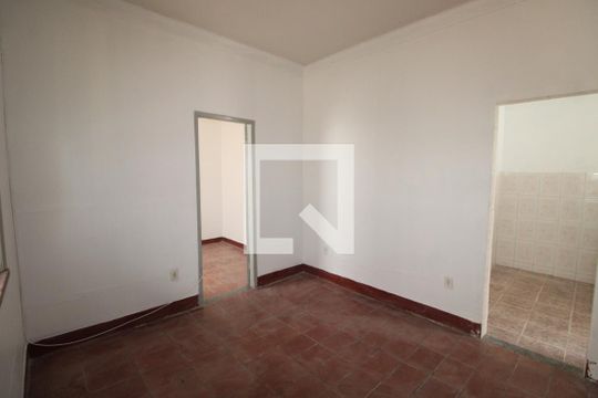 Casa para alugar com 2 quartos, 70m² em Oswaldo Cruz, Rio de Janeiro