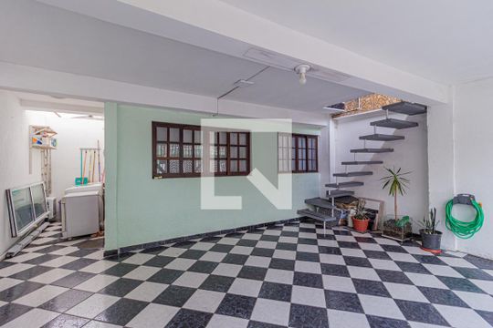Garagem compartilhada de casa para alugar com 1 quarto, 85m² em Metalúrgicos, Osasco