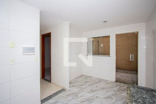 Cozinha de casa de condomínio para alugar com 2 quartos, 90m² em Boa Vista, São Gonçalo
