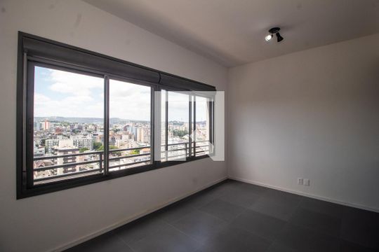 Sala/quarto de apartamento à venda com 1 quarto, 28m² em Centro Histórico, Porto Alegre