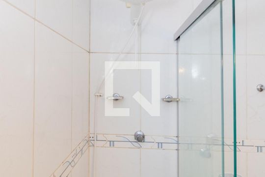 Banheiro de apartamento à venda com 2 quartos, 75m² em Nossa Senhora das Gracas, Canoas