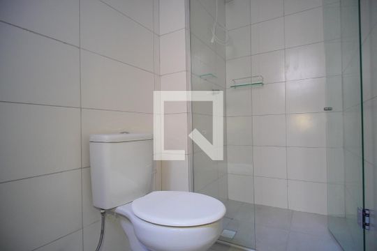 Banheiro de kitnet/studio para alugar com 1 quarto, 30m² em Rio Branco, Novo Hamburgo