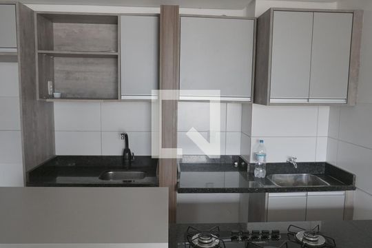 Cozinha de apartamento à venda com 2 quartos, 47m² em Primavera, Novo Hamburgo