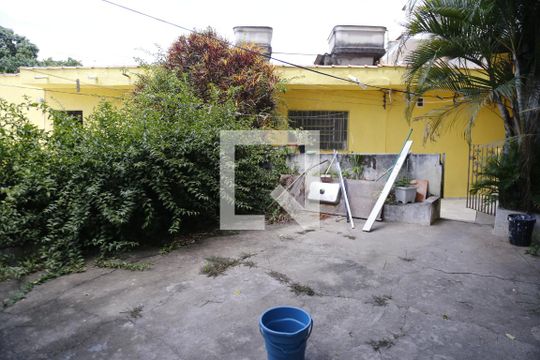 Quintal de casa à venda com 4 quartos, 120m² em Freguesia do Ó, São Paulo