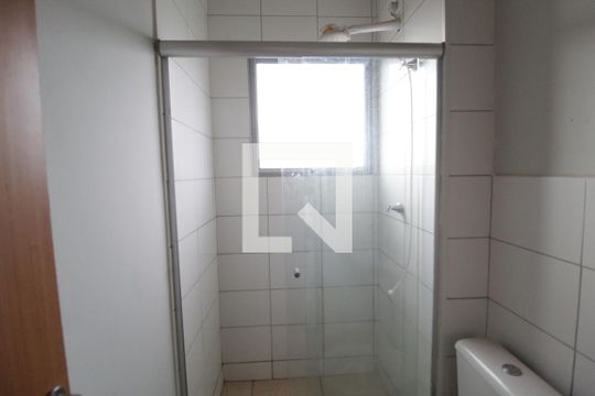 Banheiro Social de apartamento para alugar com 2 quartos, 42m² em Shopping Park, Uberlândia