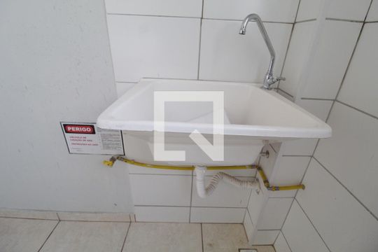 Cozinha de apartamento para alugar com 2 quartos, 42m² em Shopping Park, Uberlândia
