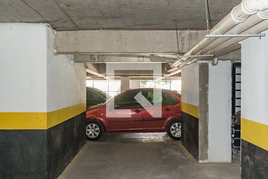 Garagem de apartamento à venda com 3 quartos, 82m² em Nova Granada, Belo Horizonte